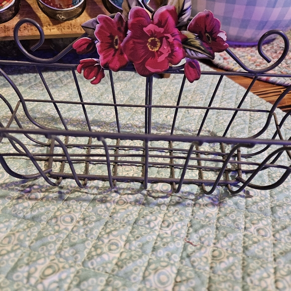 The Pioneer Woman Spice Rack&wall hanging metal basket - Picture 4 of 6
